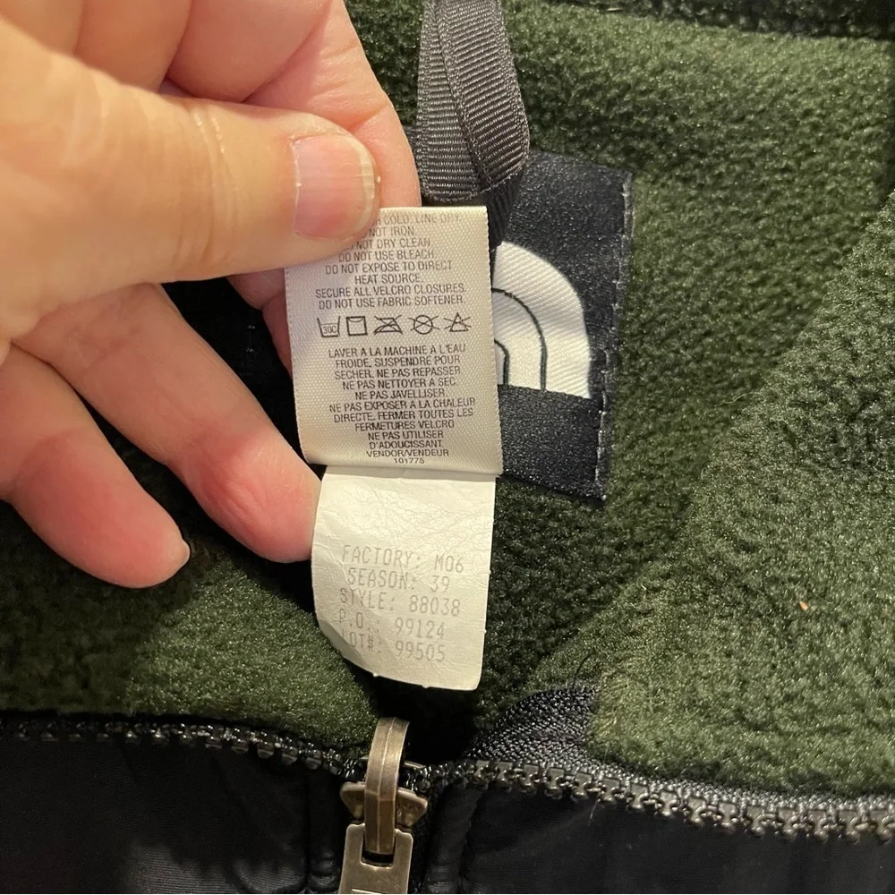 The North Face Men's 95 Retro Denali Colorblock Green & Black Vest Size XL